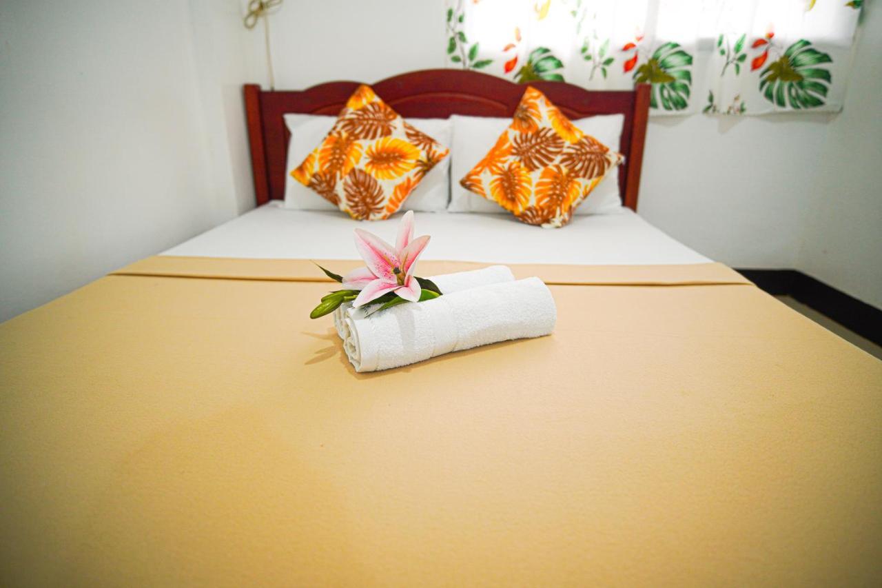 Amparo'S Tourist Inn - Coron Luaran gambar